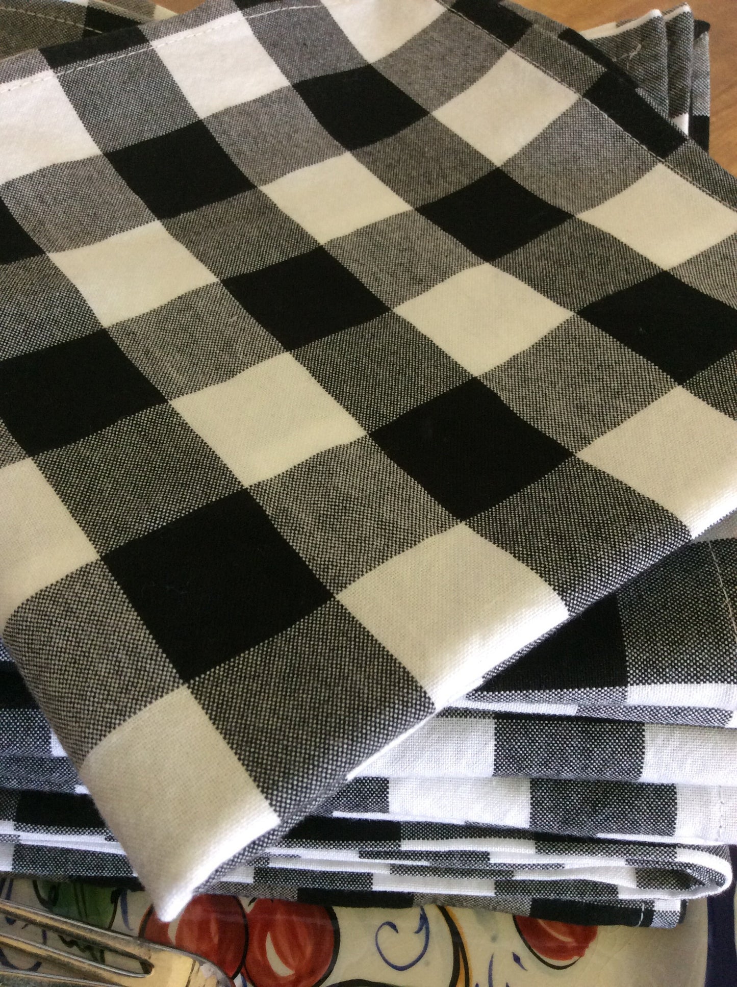 Black and White Buffalo Check Gingham Cloth Napkins - Holiday Gathering, Parties, Everyday Meals by CHOW with ME